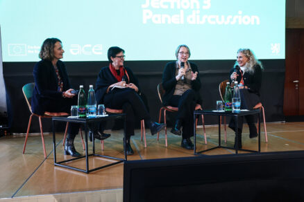 Panelová diskuse architektek o inovativních přístupech k dostupnému bydlení