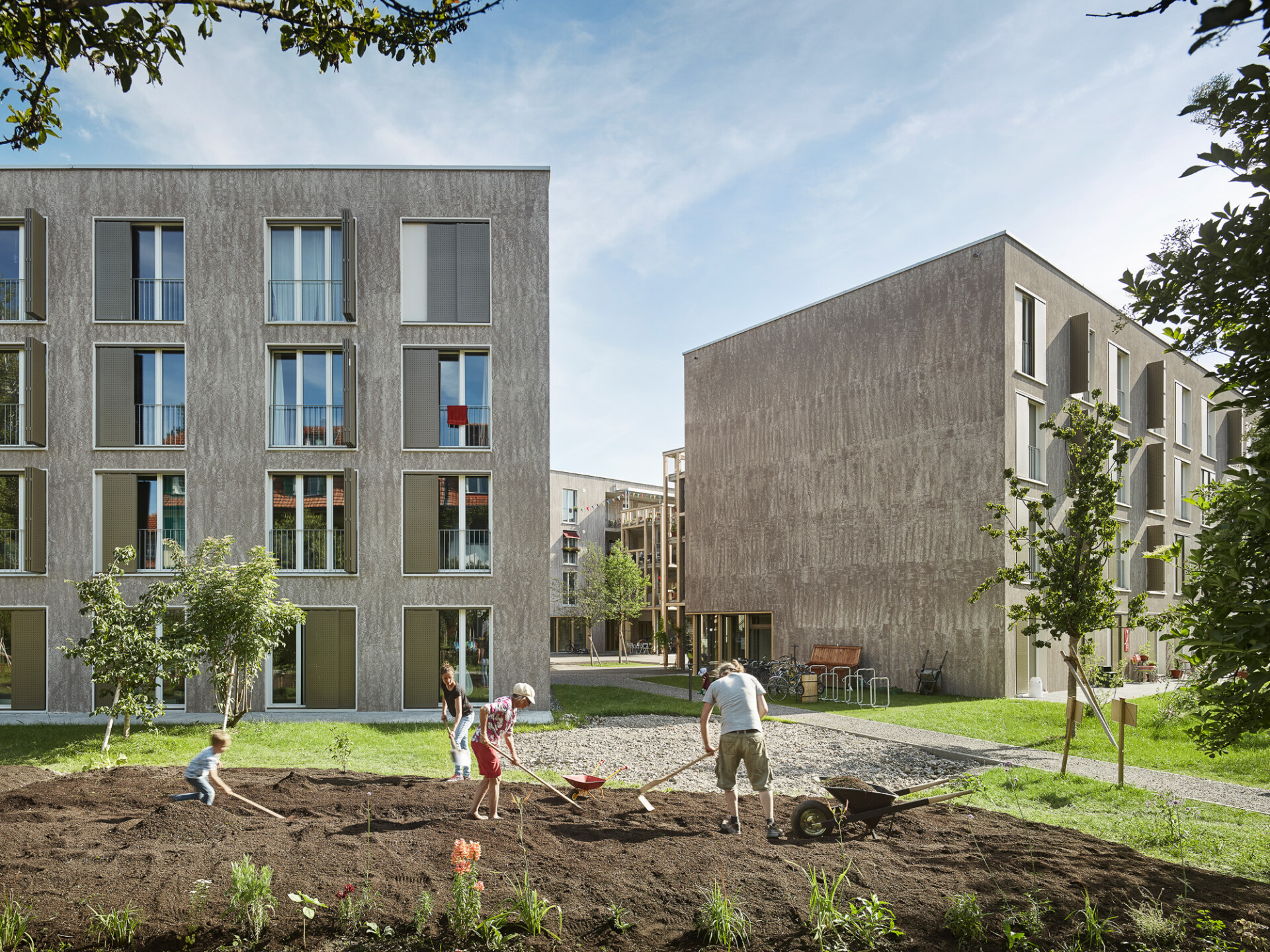 Huebergass Bern 2021 GWJ CF119323 SMALL Huebergass, Bern