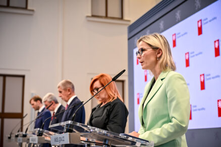 Tisková konference vlády, 16. 12. 2025