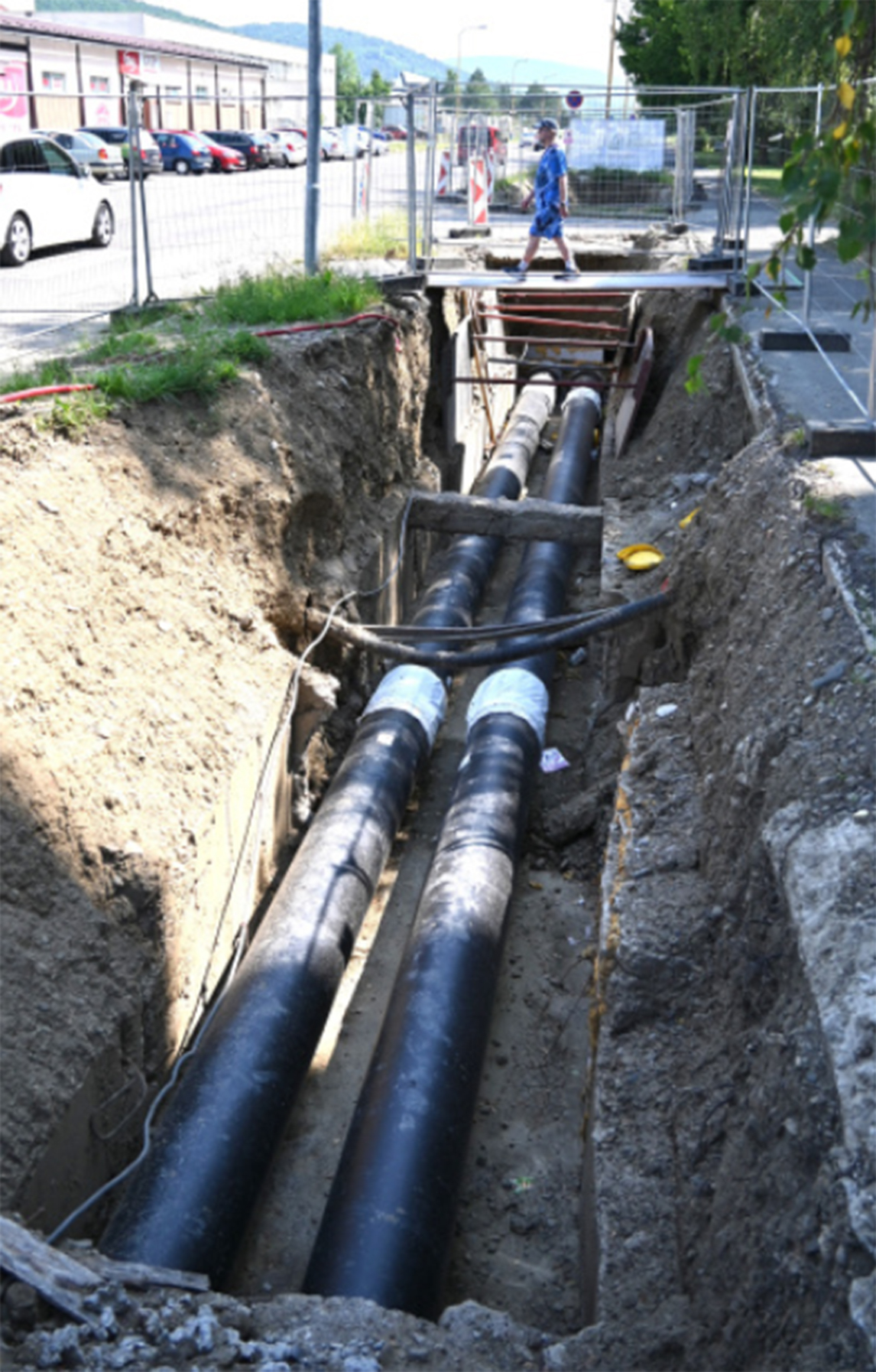 Obr. 9 Ocelová předizolovaná potrubí s difuzní bariérou [6]