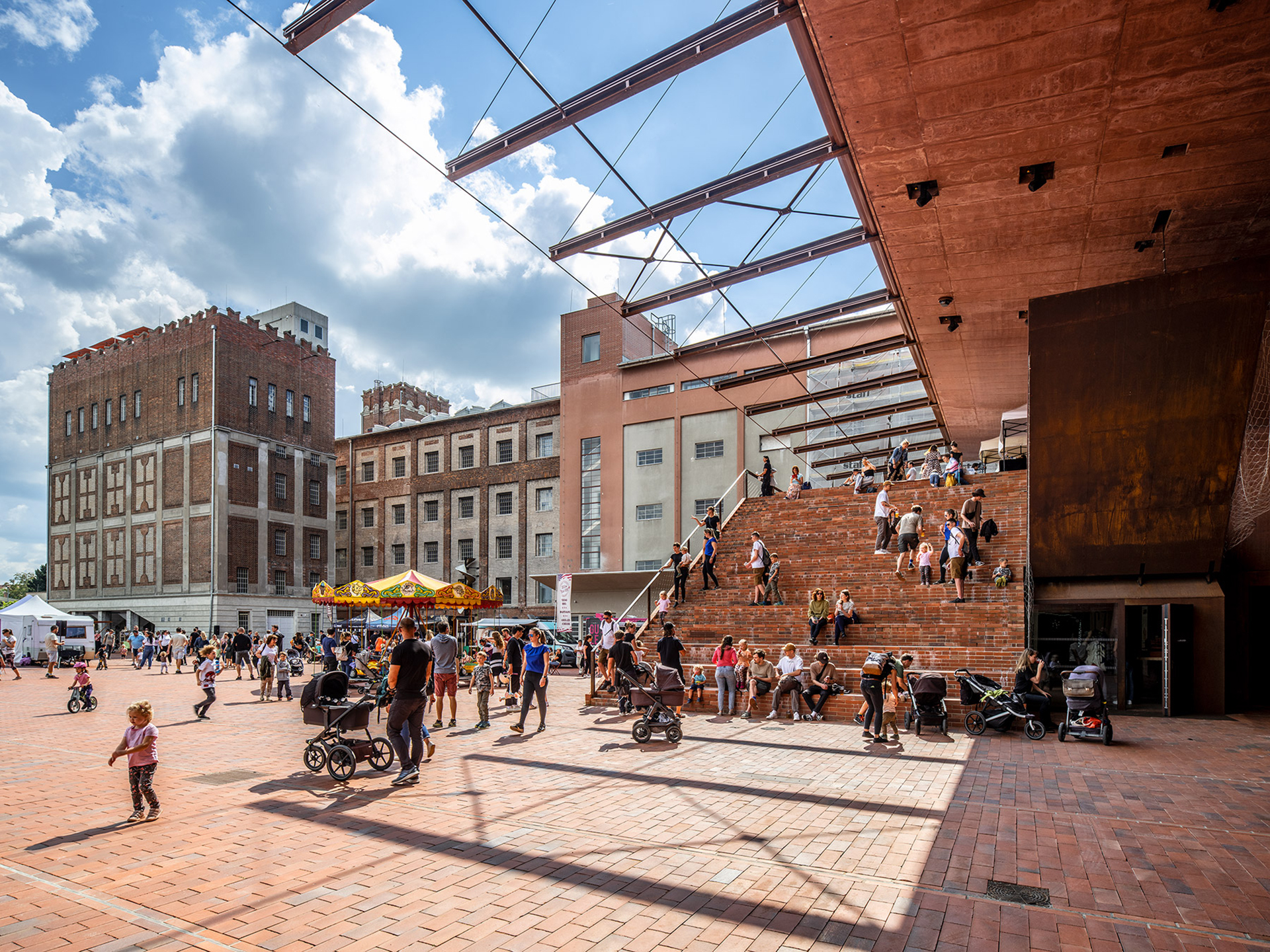 GAMPA a Sféra Pardubice