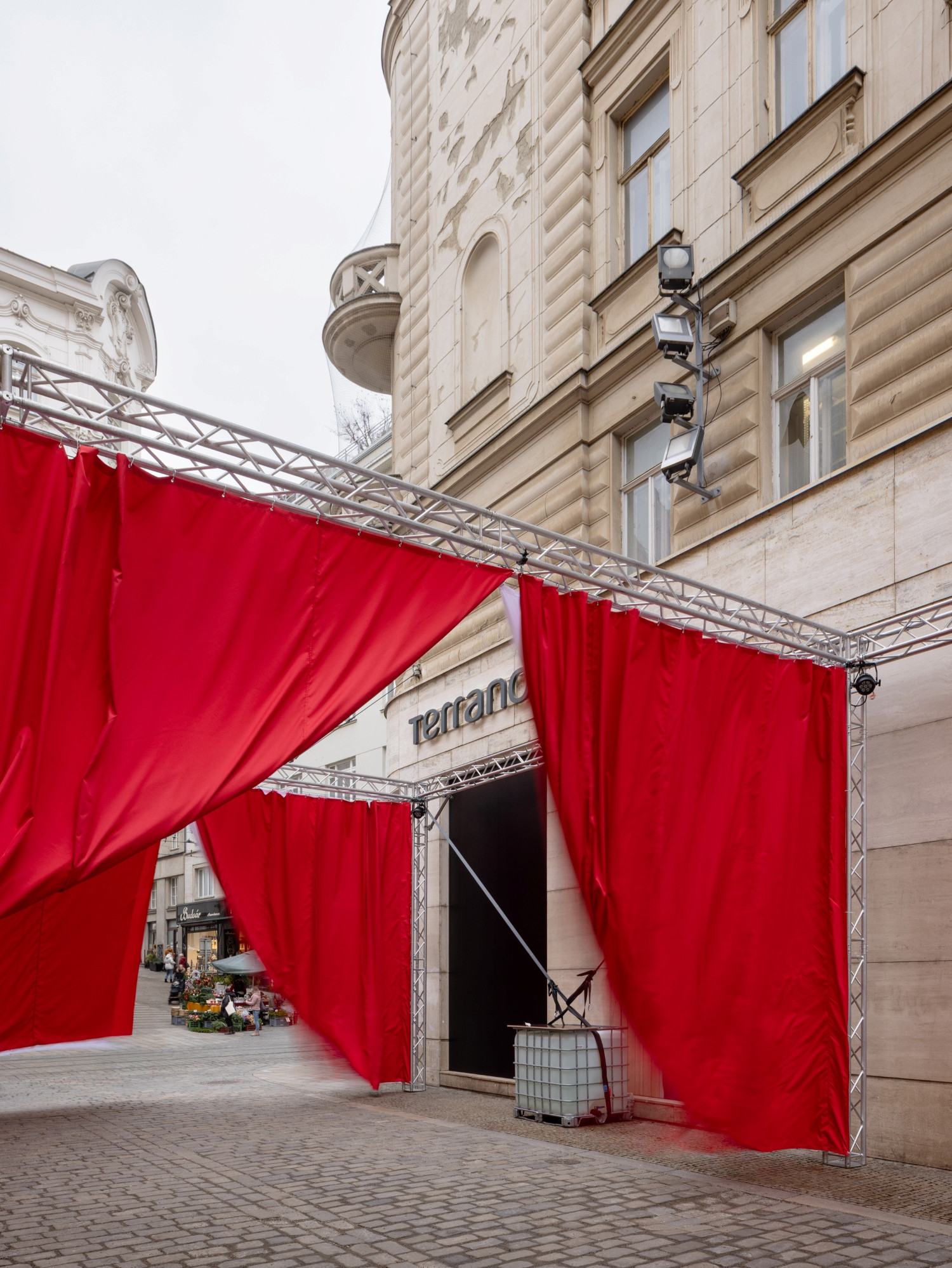 f4feb0e1b933f12681eaa5e18f7923b7