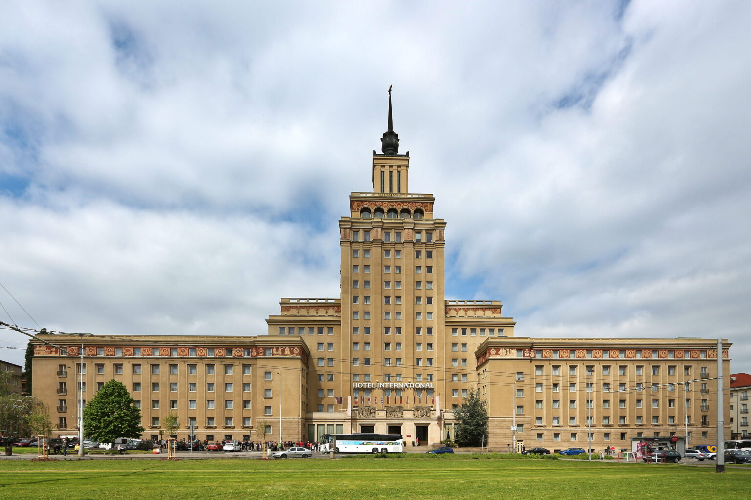 Pražský hotel International