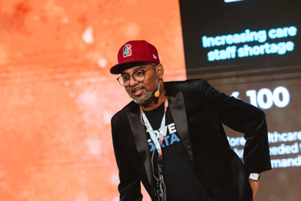 Kelvin Summoogum, zakladatel MiiCare, byl hostem Metro ARCH Campu 2025 a v Popradu hovořil o využití AI ve zdravotnictví.