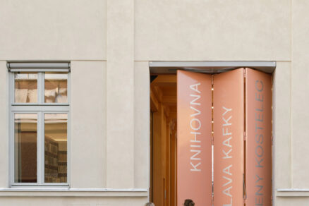 Knihovna v Červeném Kostelci