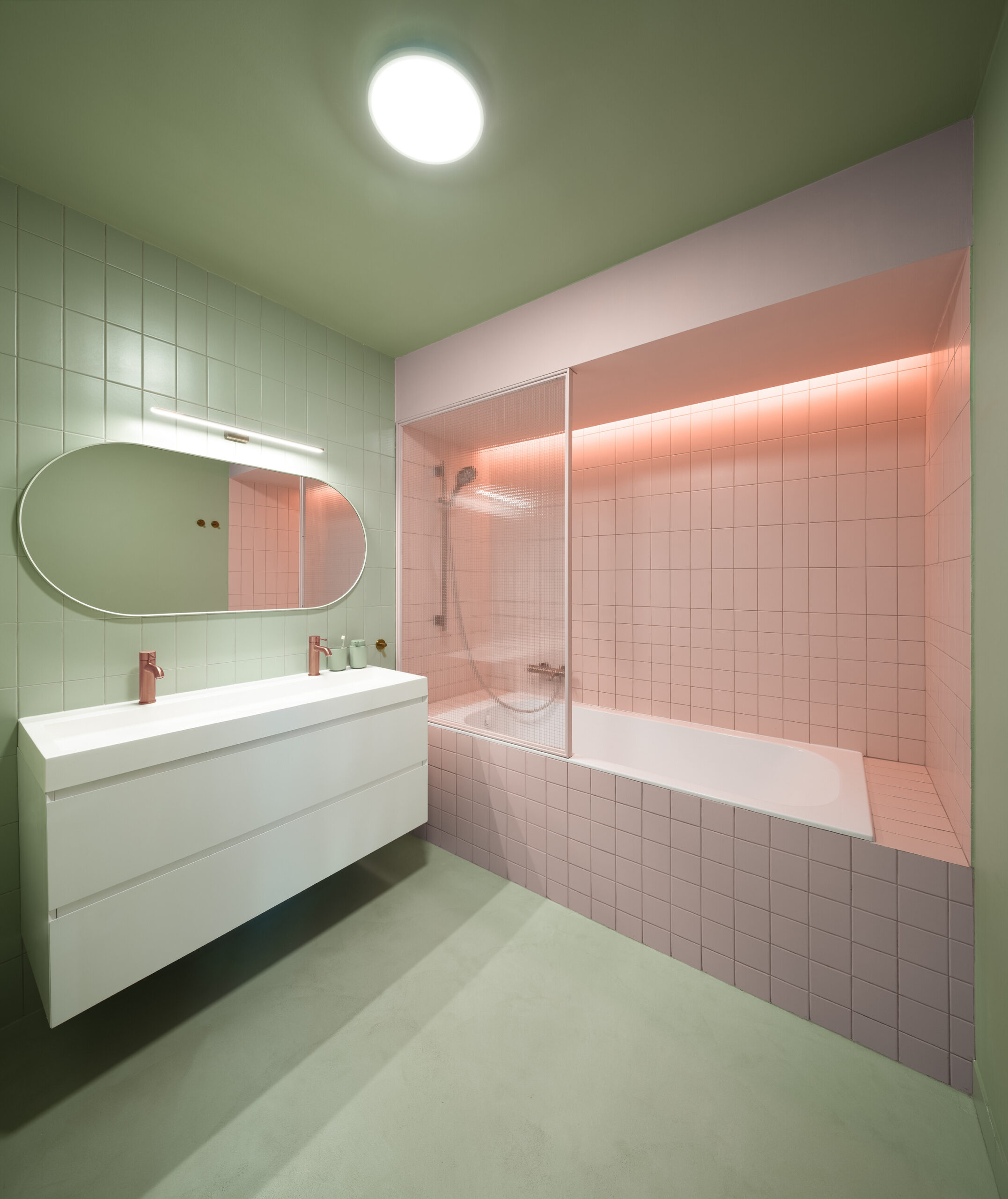 Byt ve třech tónech