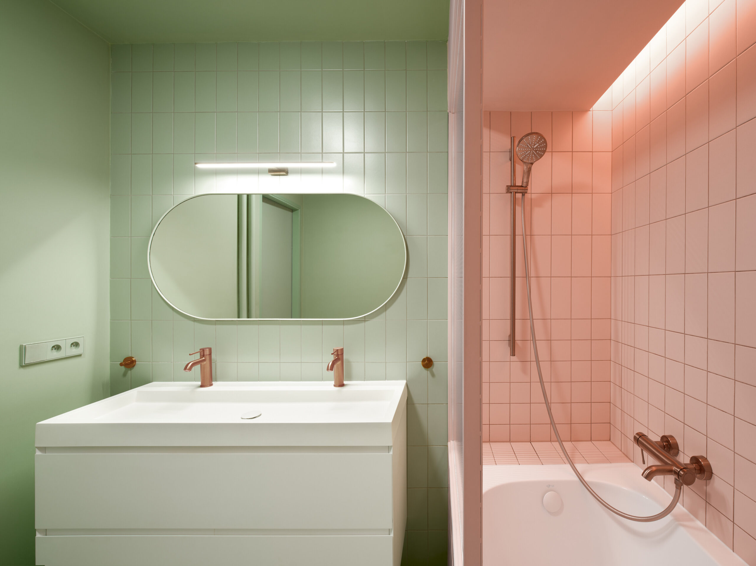 Byt ve třech tónech