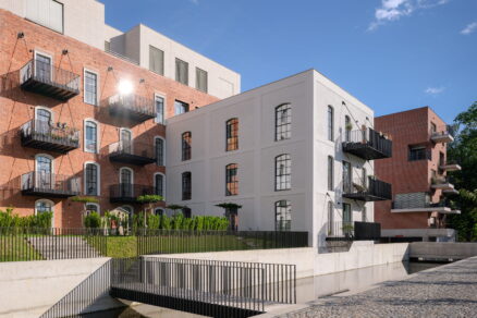 Areál bývalého Žitného mlýna v Boršově nad Vltavou prošel konverzí na obytný soubor