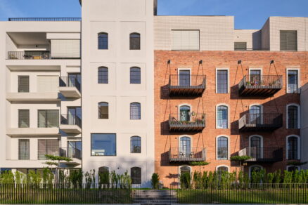 Areál bývalého Žitného mlýna v Boršově nad Vltavou prošel konverzí na obytný soubor