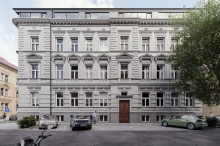 Projekt je situován v historickém domě