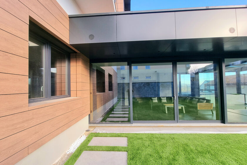 Odvětrané a perforované fasády AVG