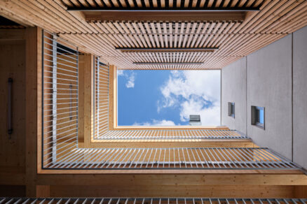 Detail dřevěné konstrukce