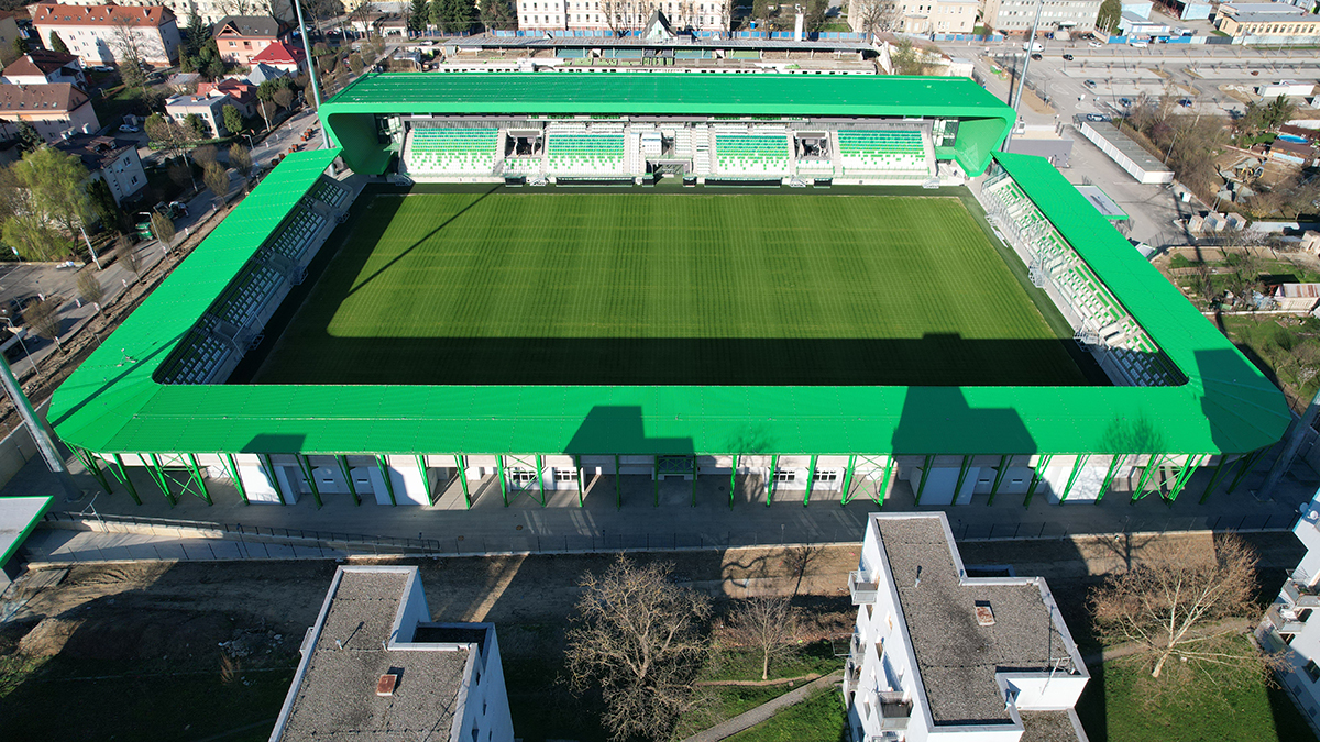 Nový stadion Tatranu Prešov vznikl jako náhrada původního sportovního areálu z minulého století.