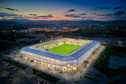 Košická fotbalová aréna získala ocenění ASB Stavba roku 2024 v kategorii Inženýrské stavby.