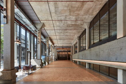 76 Southbank