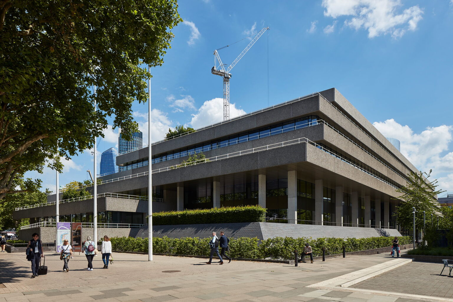 76 Southbank