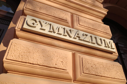 Gymnázium, ilustrační