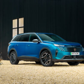 Peugeot 5008 GT Hybrid v limitované edici