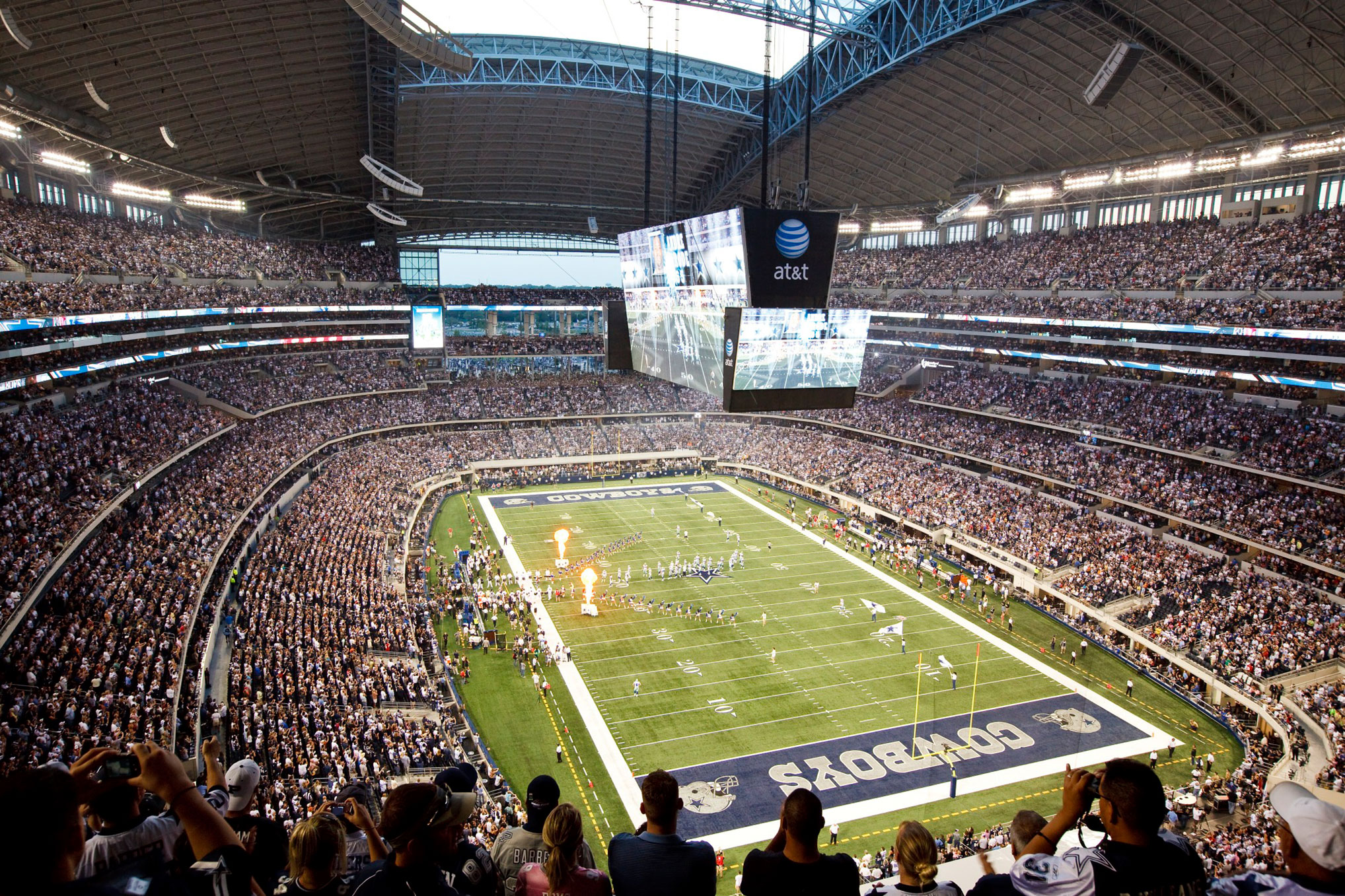 interier ATT HKS AT&T Stadium