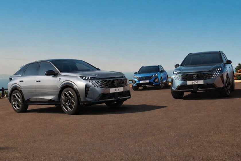 Modely Peugeot 3008, 2008 a 5008 vedle sebe představují aktuální generaci SUV značky Peugeot.