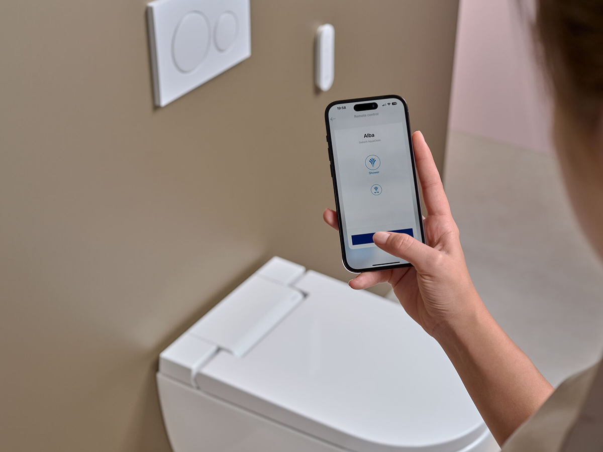Ovládání sprchovacího WC Geberit AquaClean Alba pomocí mobilní aplikace