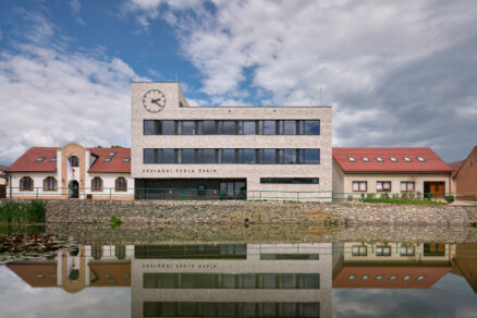 Základní škola Čebín