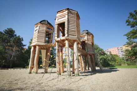 Hřiště hrou