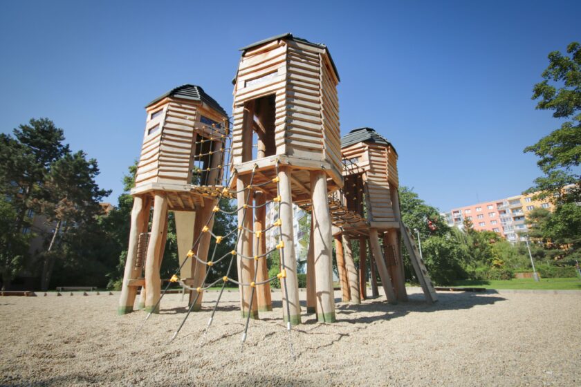 Hřiště hrou