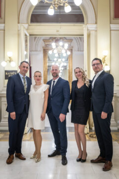 Zleva: Vladimír Krajčovic AVG group, Jaroslava Laššáková JAGA, Peter Chladný FENESTRA Sk, Katarína Gavláková a Július Mráz Special Service International SK