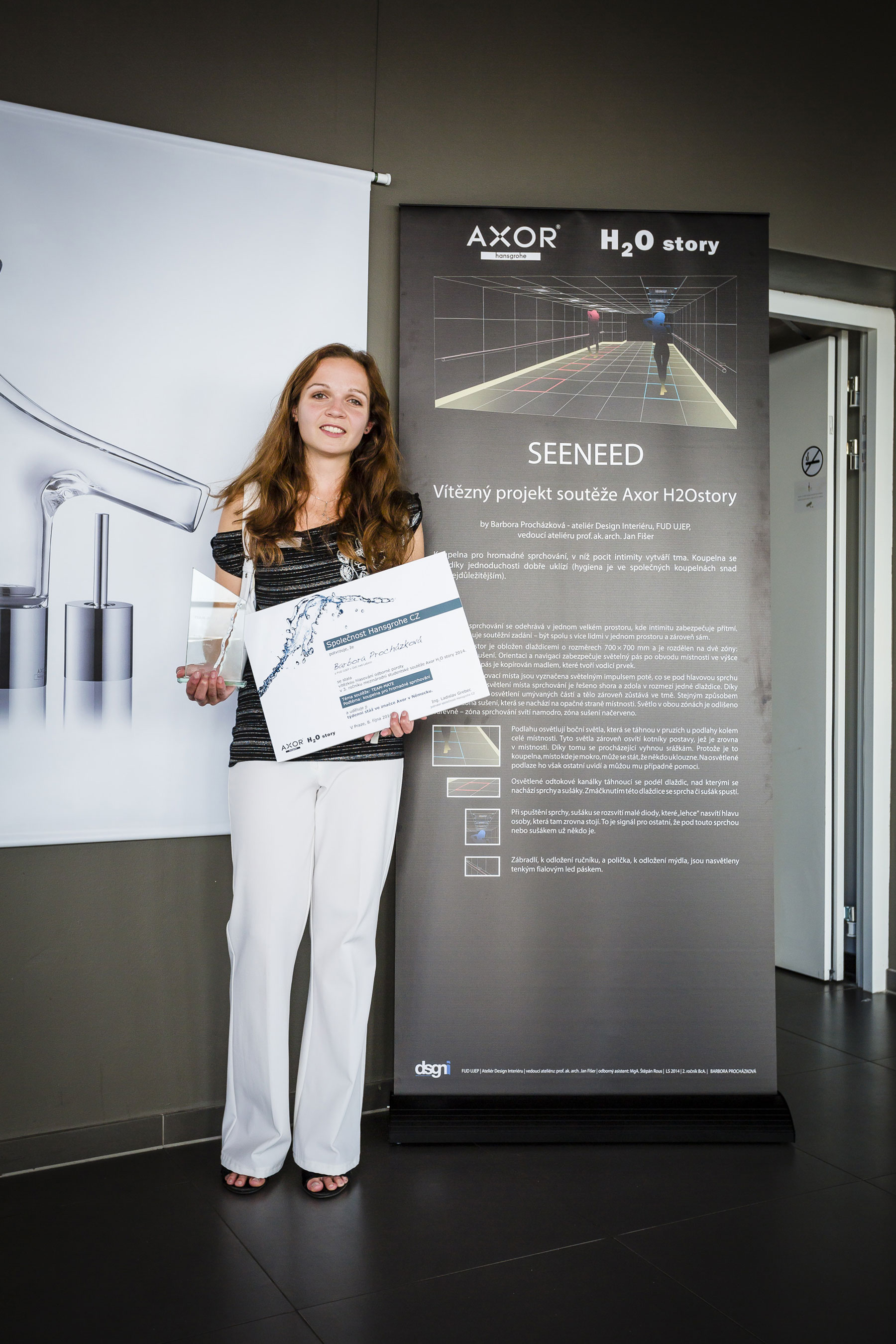 Barbora Procházková, vítězka hlasování odborné poroty 3. ročníku soutěže Axor H2O story, získala možnost představit svůj projekt široké veřejnosti během přehlídky Designblok 2014 v Praze a týdenní návštěvu v německém centru vývoje a výroby nových produktů značky Axor.