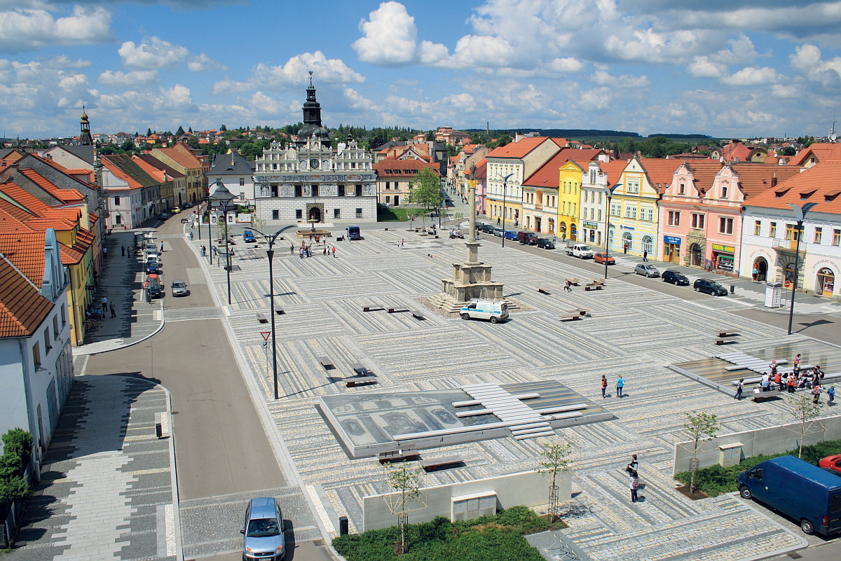 Náměstí ve Stříbře, M&P Architekti; Foto: Společnost Petra Parléře