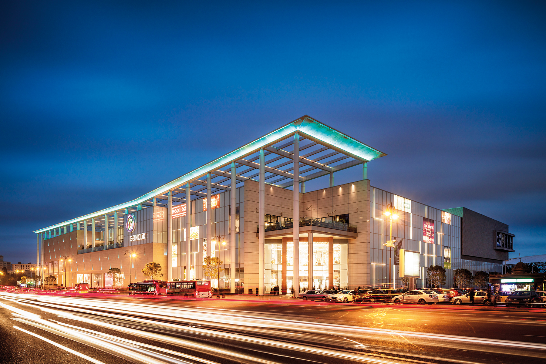 Obchodní centrum Ganjlik Mall, Baku, Ázerbájdžán