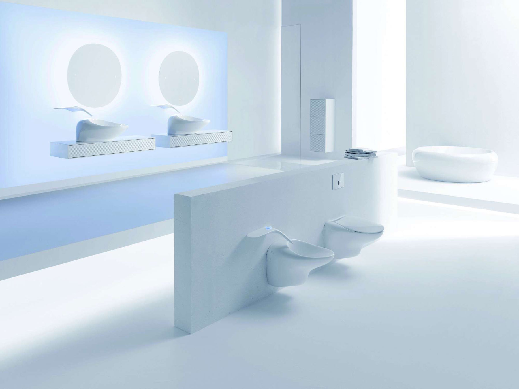 Koupelnová řada Freedom od světoznámého designera Ross Lovegrove. Svým ztvárněním překonává veškeré konvence a nabízí naprosto ojedinělé tvary sanitární keramiky, nábytku a baterií.