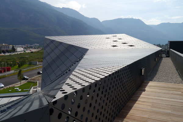 salewa bolzano cube, Cino Zucchi Architetti