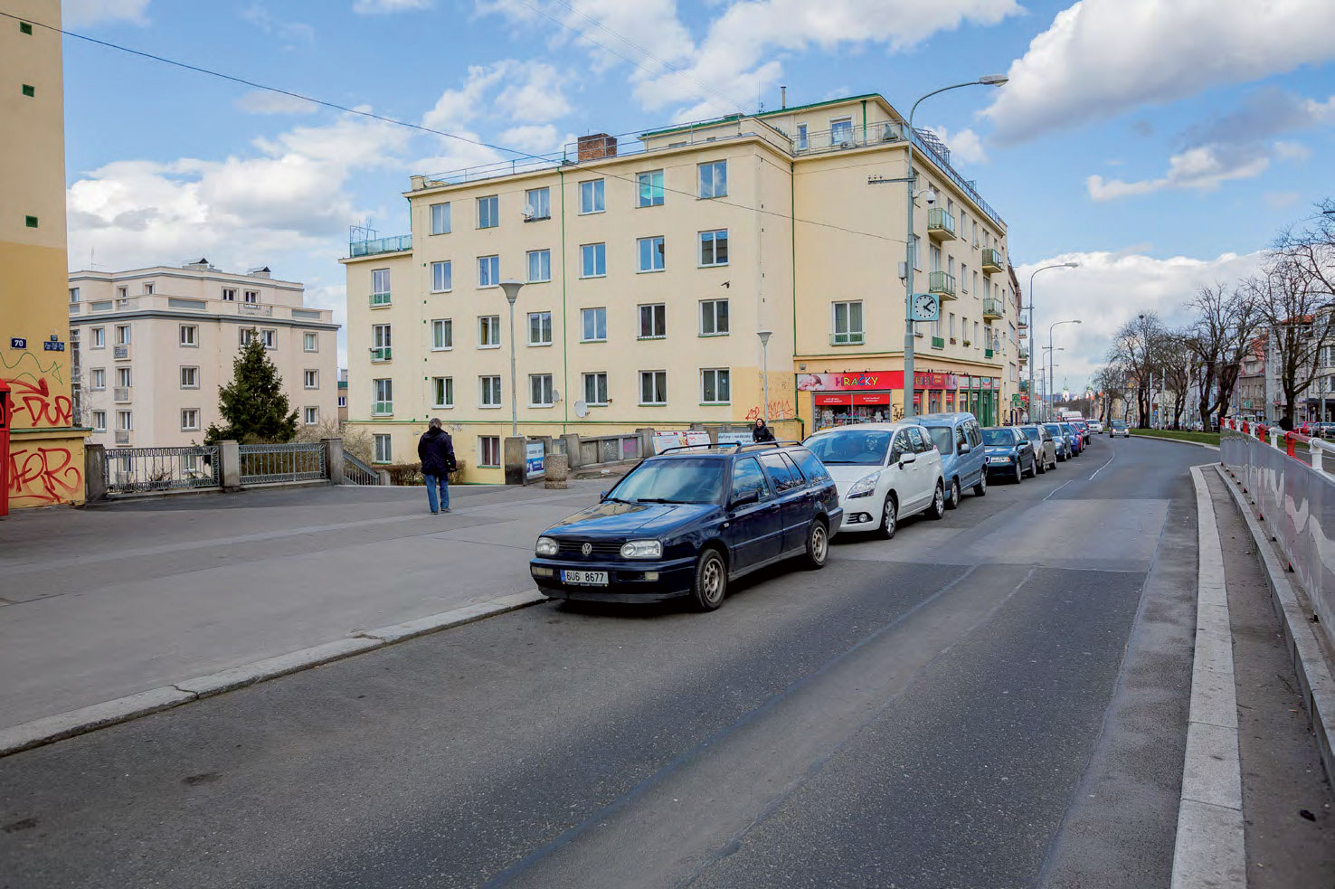 Veřejné prostranství u tramvajové zastávky Drinopol