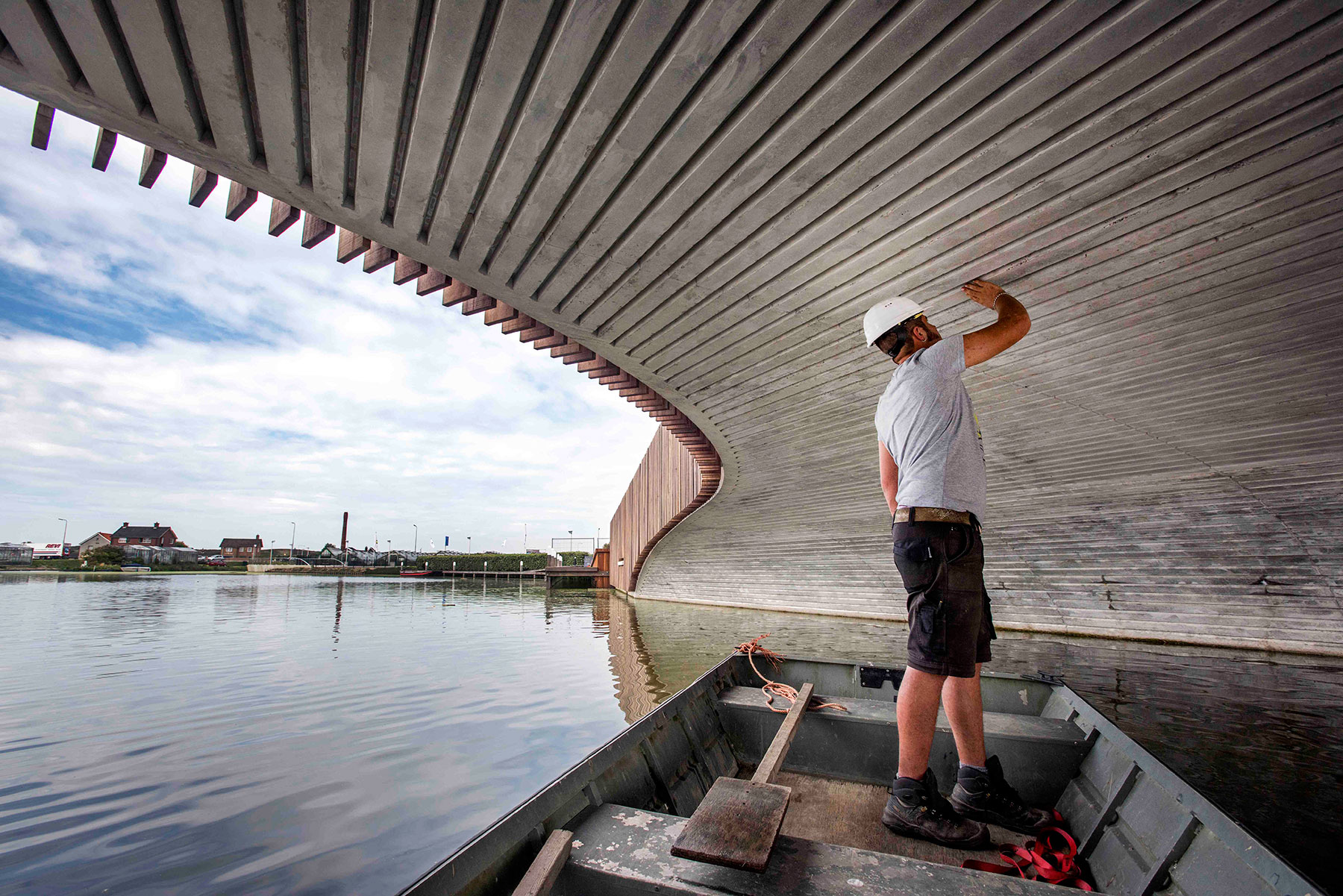 Lávka pro pěší a cyklisty od next architects - Vlotwatering_11_Raymond-Rutting