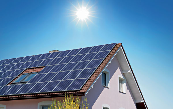 Fotovoltaické panely,střecha,Fotovoltaika,rodinný,fasáda