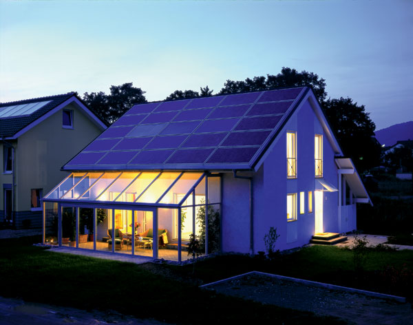 Fotovoltaická elektrárna na střeše domu