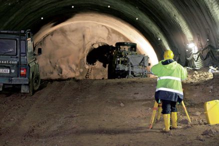 Geotechnický monitoring tunelů