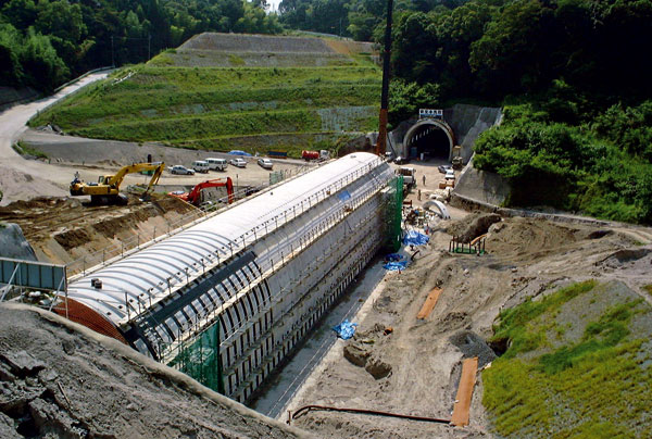 Hloubené přesýpané tunely 2.
