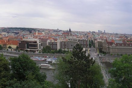 Komora architektů kritizuje soutěž Prahy 7 na podobu Letné