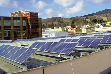 Zkušenosti s provozem fotovoltaické elektrárny na střeše