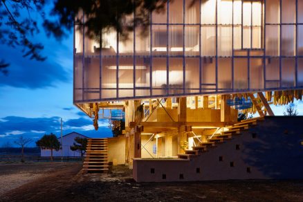 Dřevěná japonská architektura je pěsticím rájem i konstrukčním skvostem