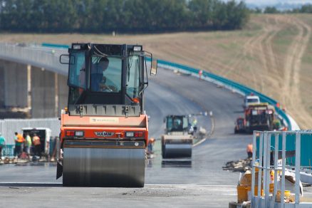 České stavebnictví v březnu zrychlilo růst na 8,4 procenta