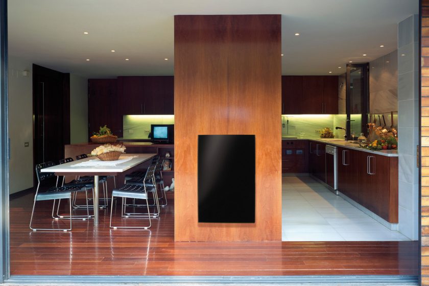 Skleněné sálavé panely jsou v rukou interiérového designéra ideálním topidlem