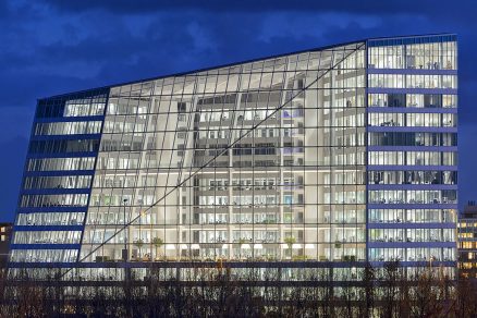 Schneider Electric dodal pokročilé technologie do nejudržitelnější kancelářské budovy na světě