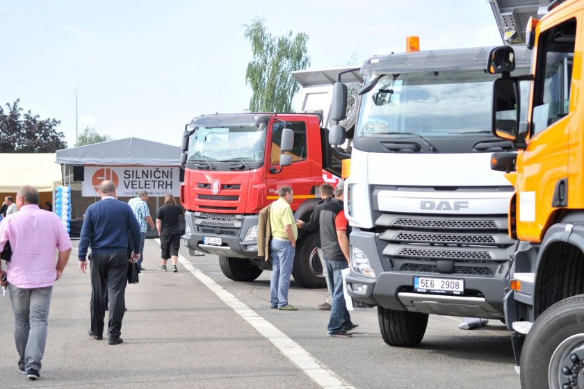 Pardubický silniční veletrh navštívily tisíce lidí