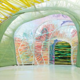Pavilon Serpentine 2015: Duha do jiné dimenze