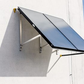 Solární systém ve sportovní hale v Seredi