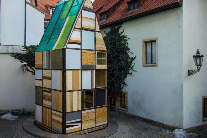 Sauna na nádvoří přímo v srdci historického centra Prahy